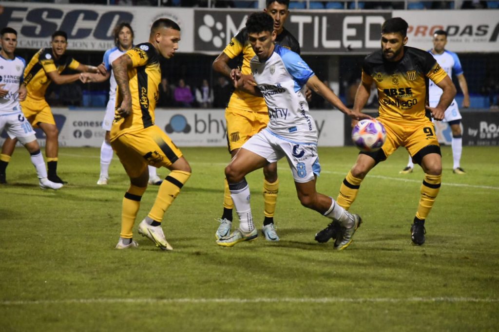 Atlético de Rafaela cae 1-0 ante Mitre de Santiago del Estero: Oportunidades desperdiciadas
