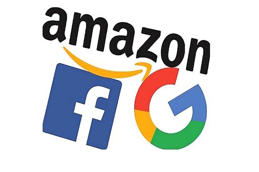 Polémica por el anuncio del Gobierno para beneficiar a Facebook, Amazon y Google