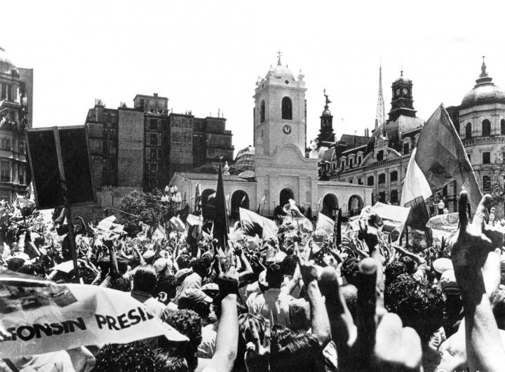 El 12 de junio de 1983 el país dio el primer paso de la democracia argentina