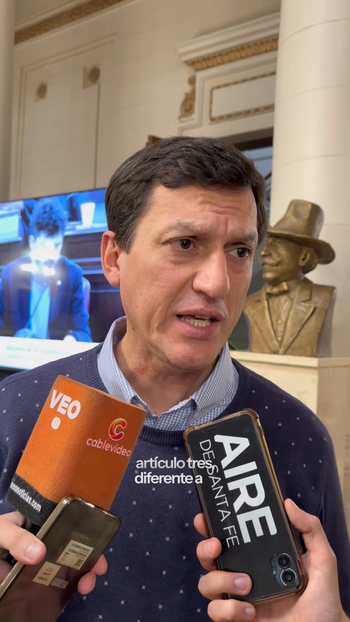 Entrevista a Juan Argañaraz en Aire de Santa Fe y Canal VEO: Propuesta al Art. 3 de la Comisión de Derechos y Garantías