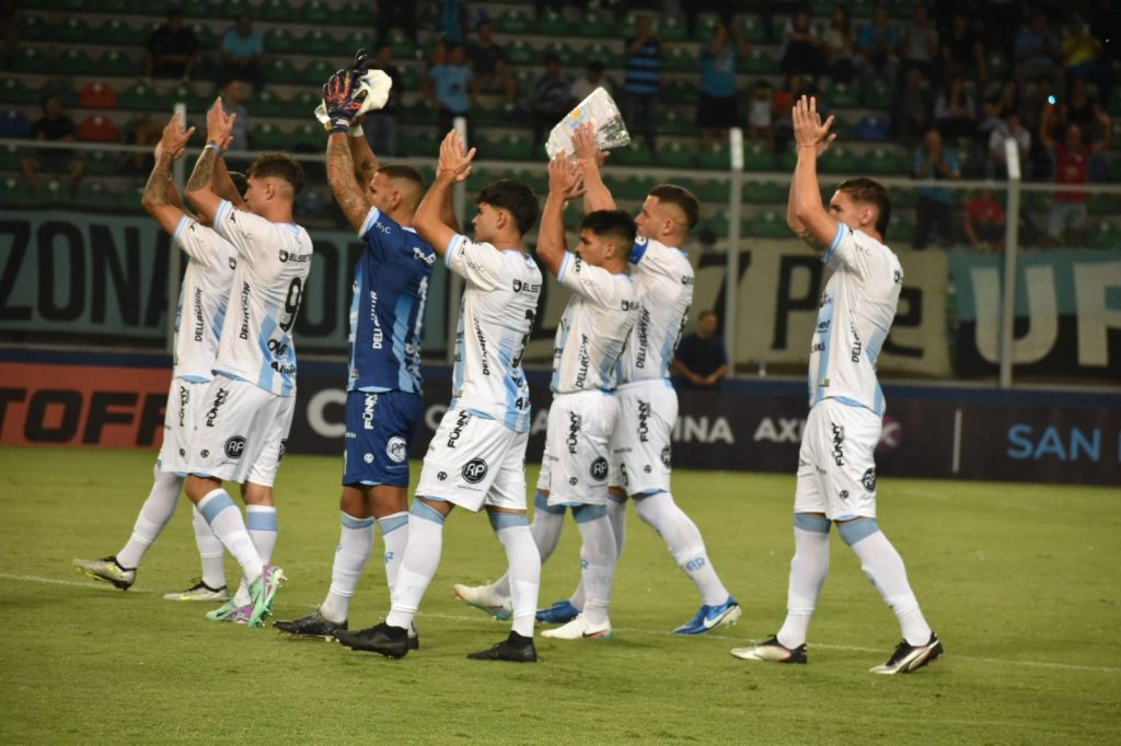 Atlético de Rafaela: Adiós a la Copa y viaje express a Buenos Aires